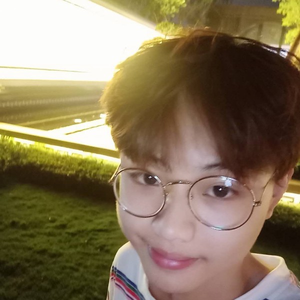 板凳改变风趣的照片