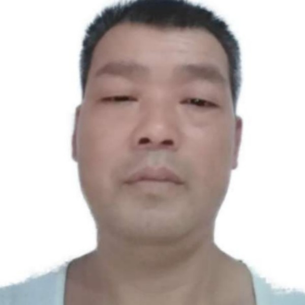 草莓吃醋单纯的照片