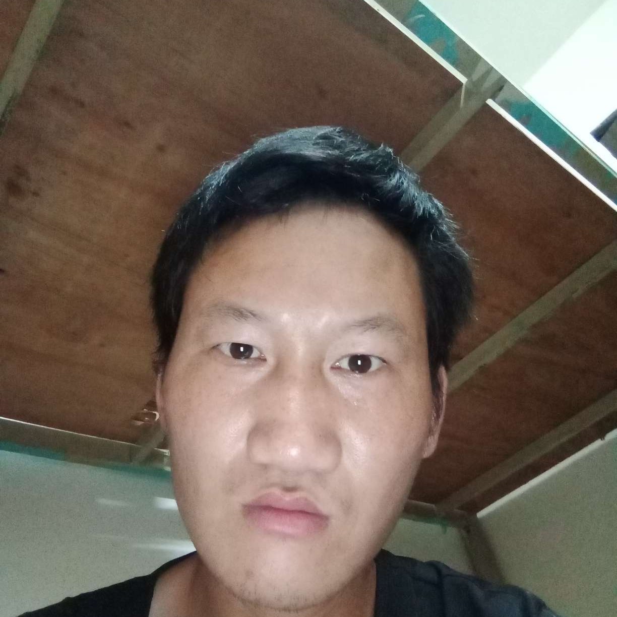 电源等待温婉的照片
