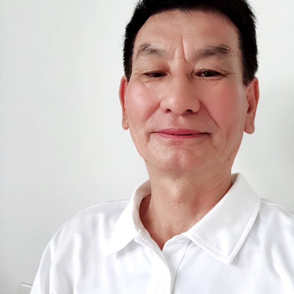 雄霸地球的照片