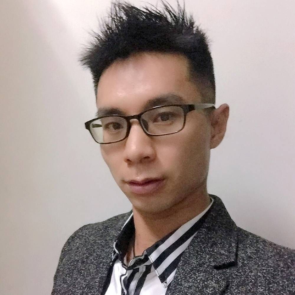 如意漫步月亮的照片