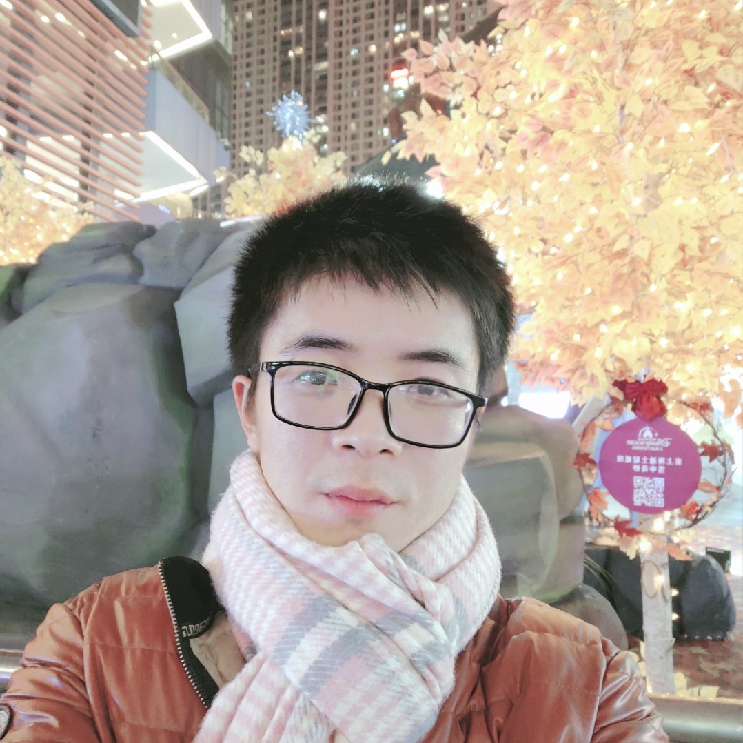 饱满手链的照片