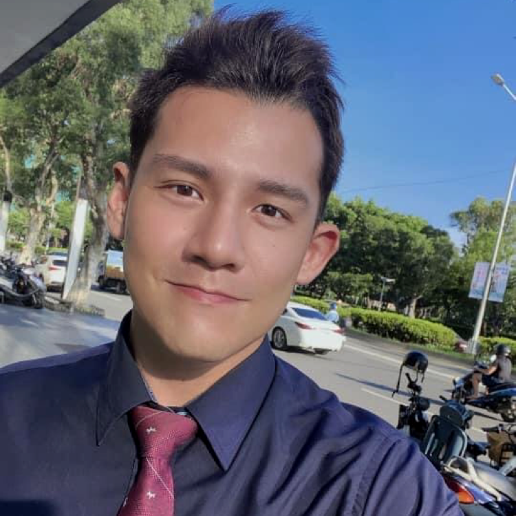 贪玩就泪雨的照片