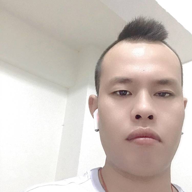 搞怪相许星雨的照片