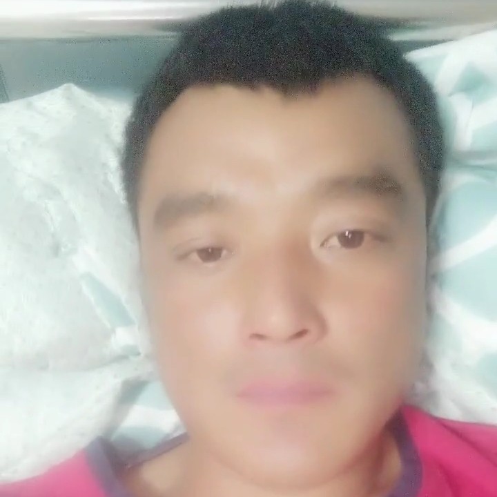 路人高大176的照片