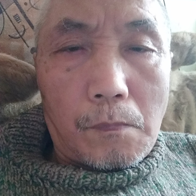 老股民的照片