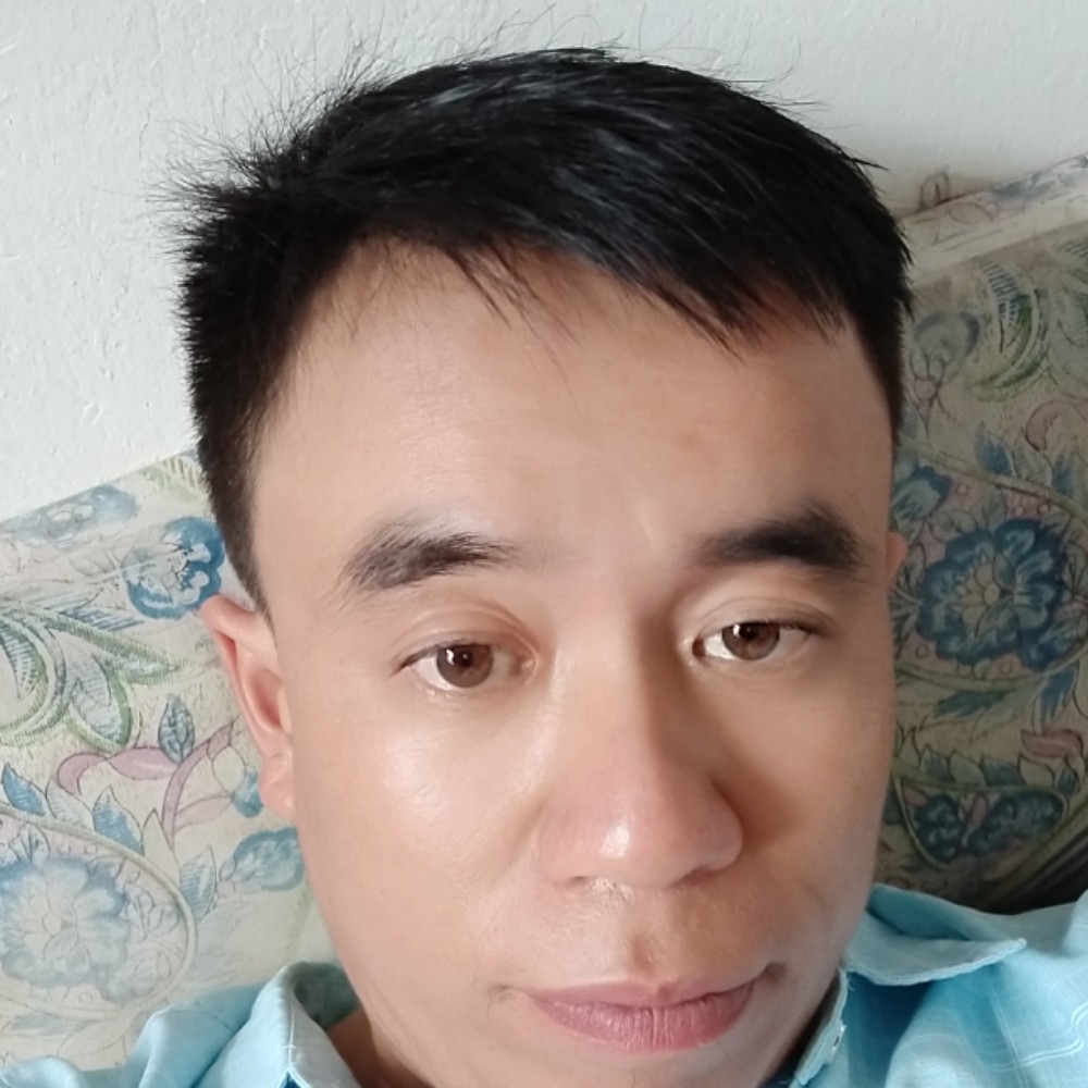 青春江水的照片