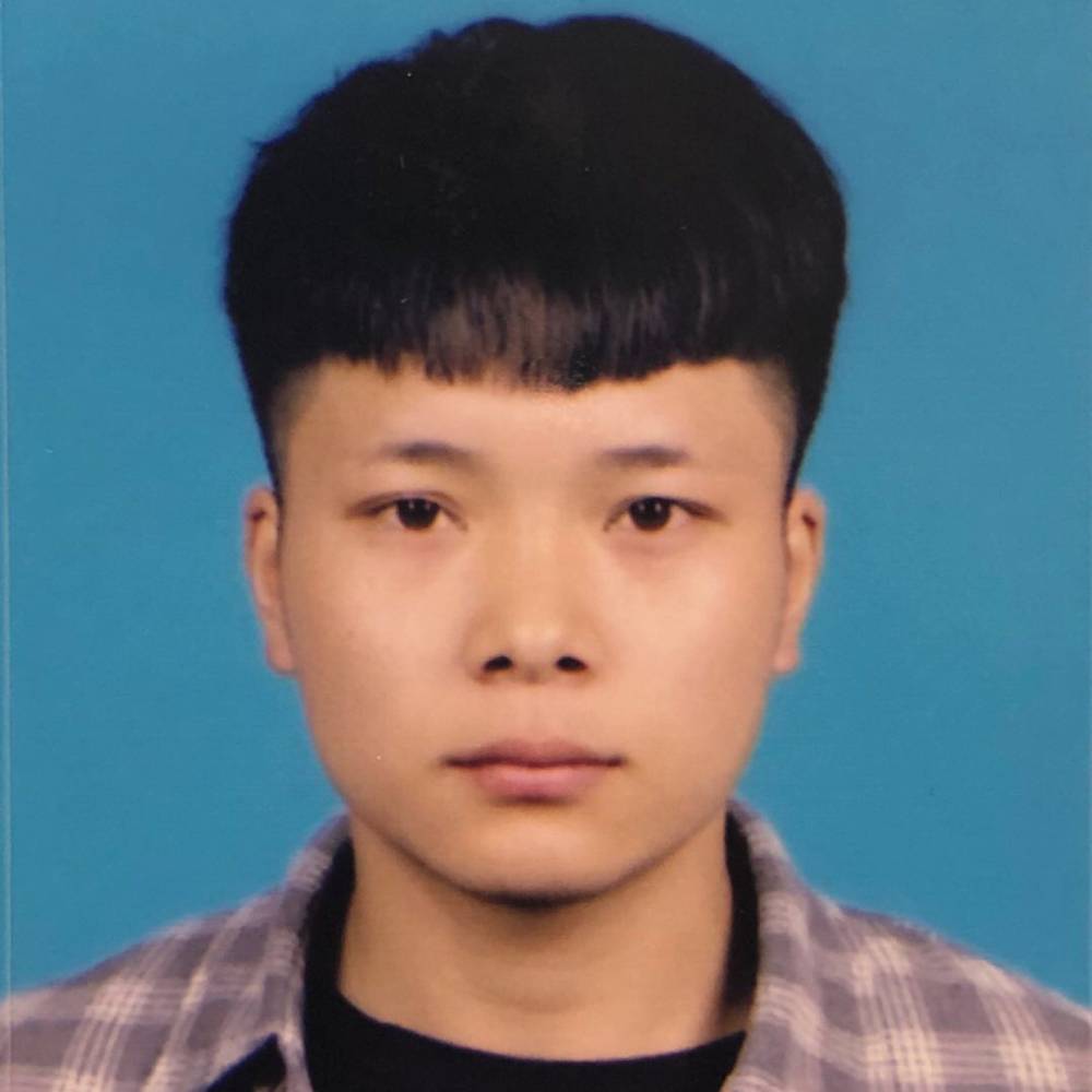 肆柒伍的照片