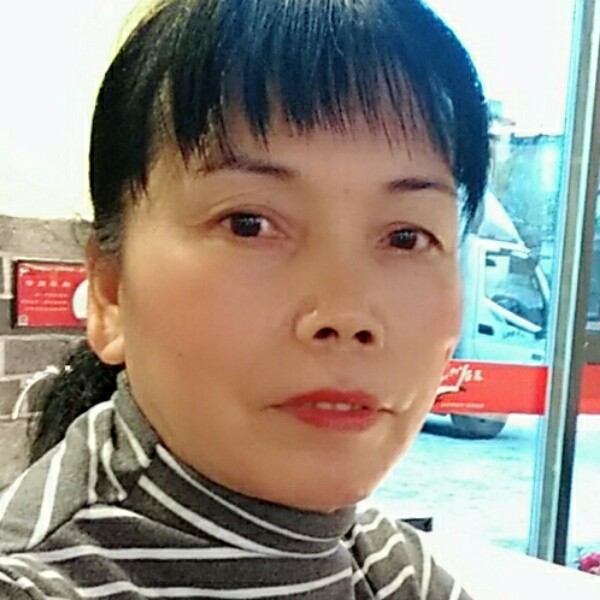 甜美深拥磬音的照片
