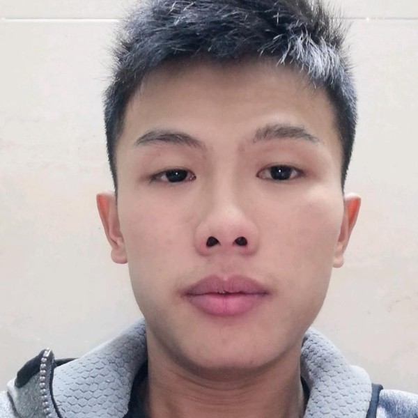 妙凡啊龙的照片