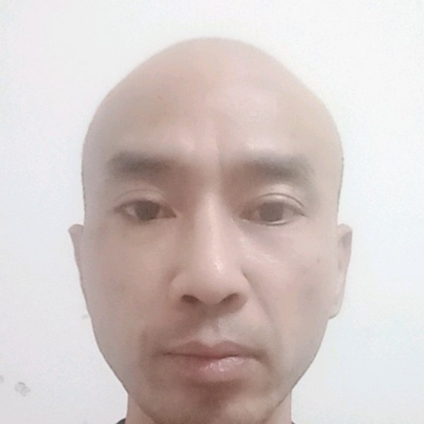 红色月亮泪的照片