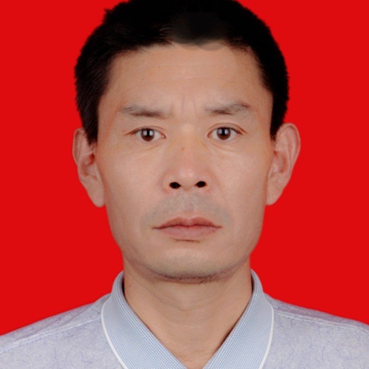 小眼迷离的照片