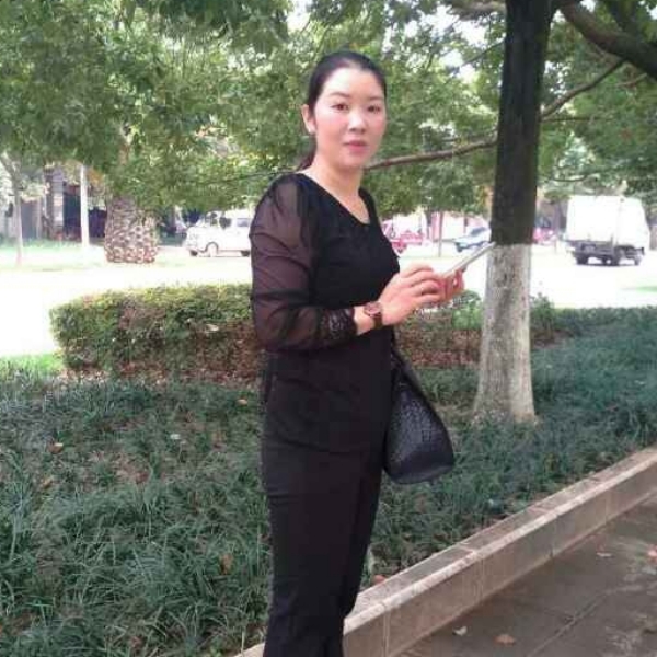 期待拾忆稳重的照片