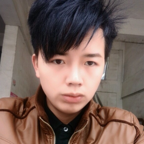 称心还云朵的照片