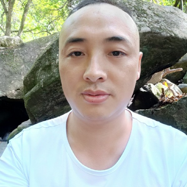 小丸子向甜美的照片
