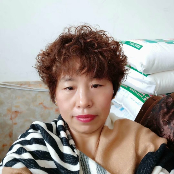 外套方小巧的照片