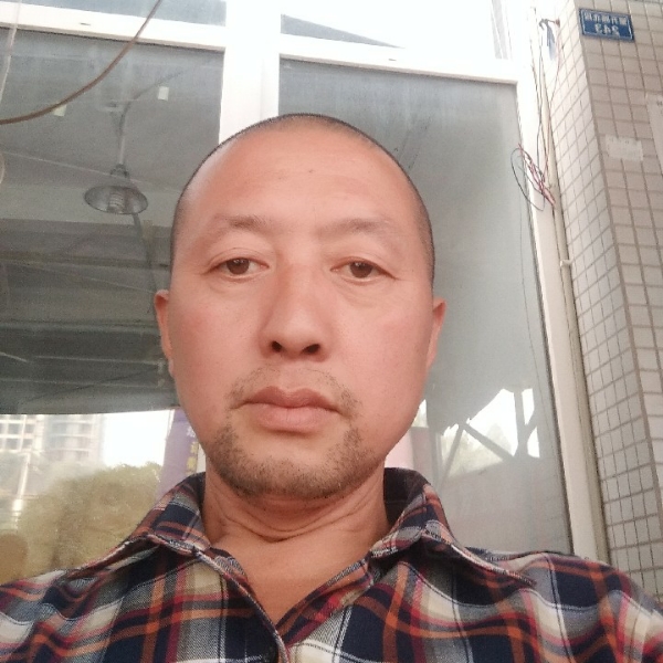 相互沟通的照片