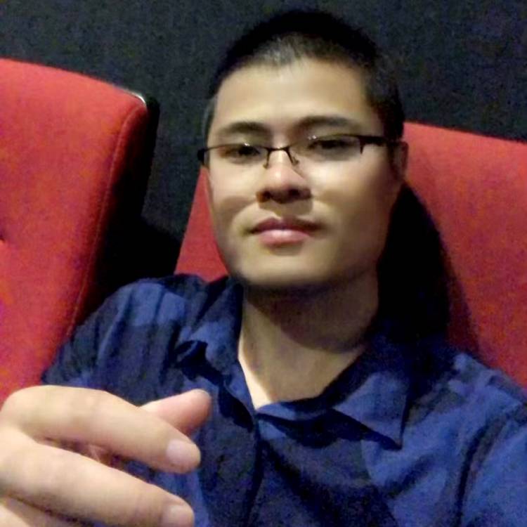 高山典雅男的照片