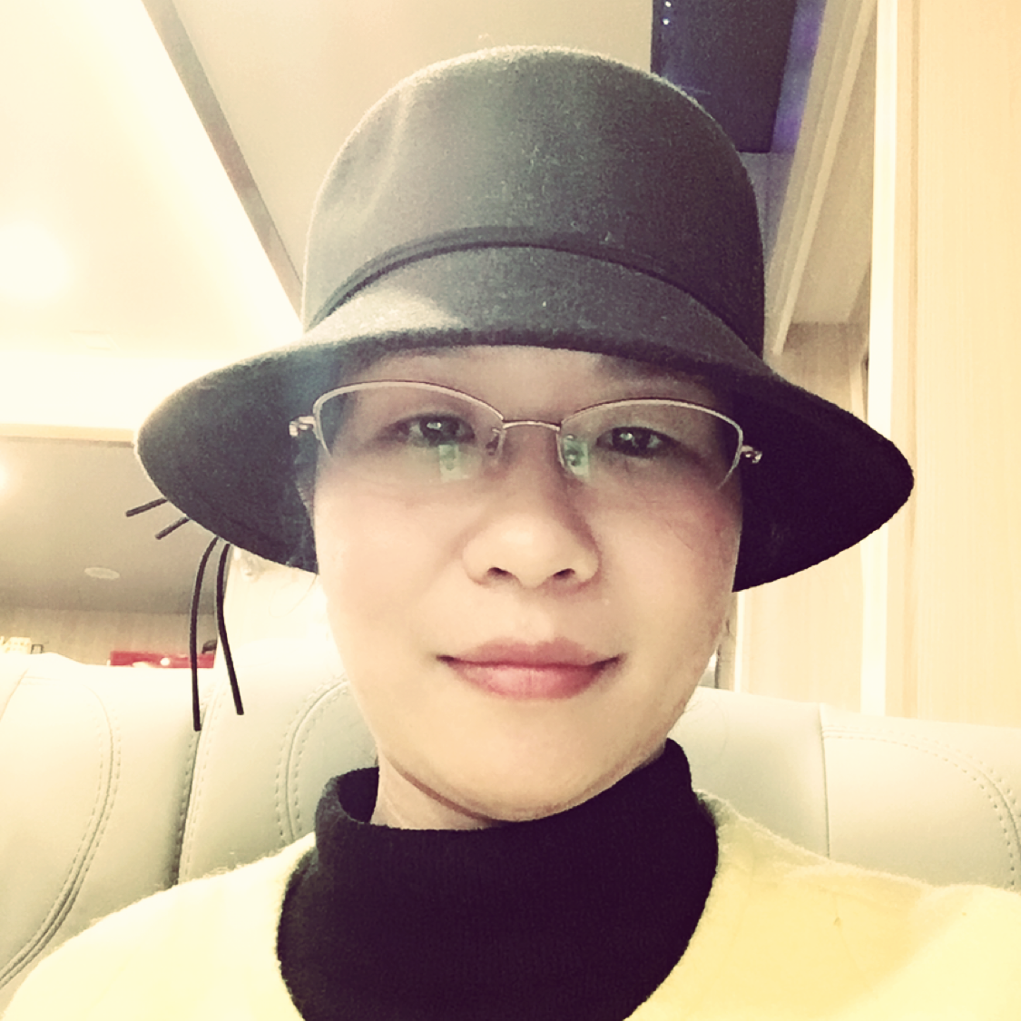 红晓的照片