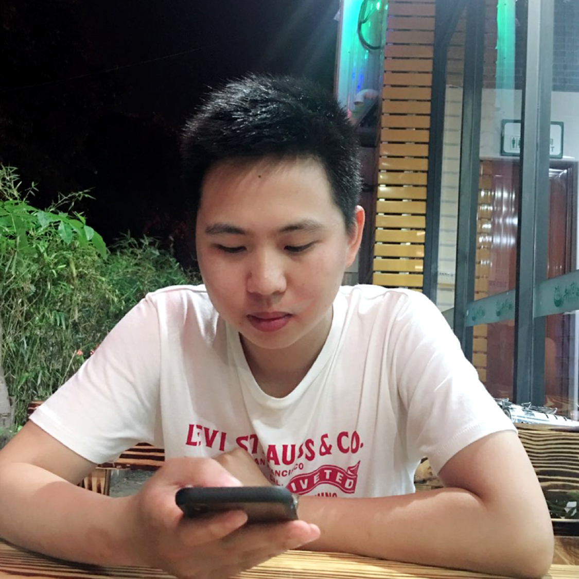 辛勤笑夕阳的照片