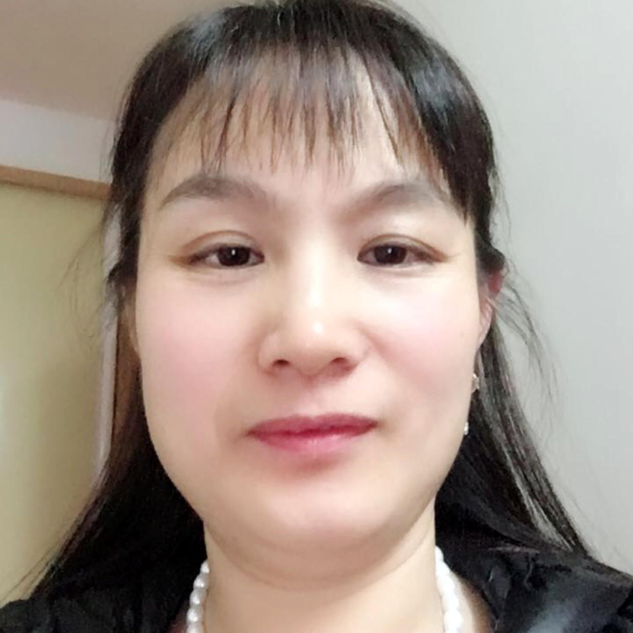寂寞深拥唇彩的照片
