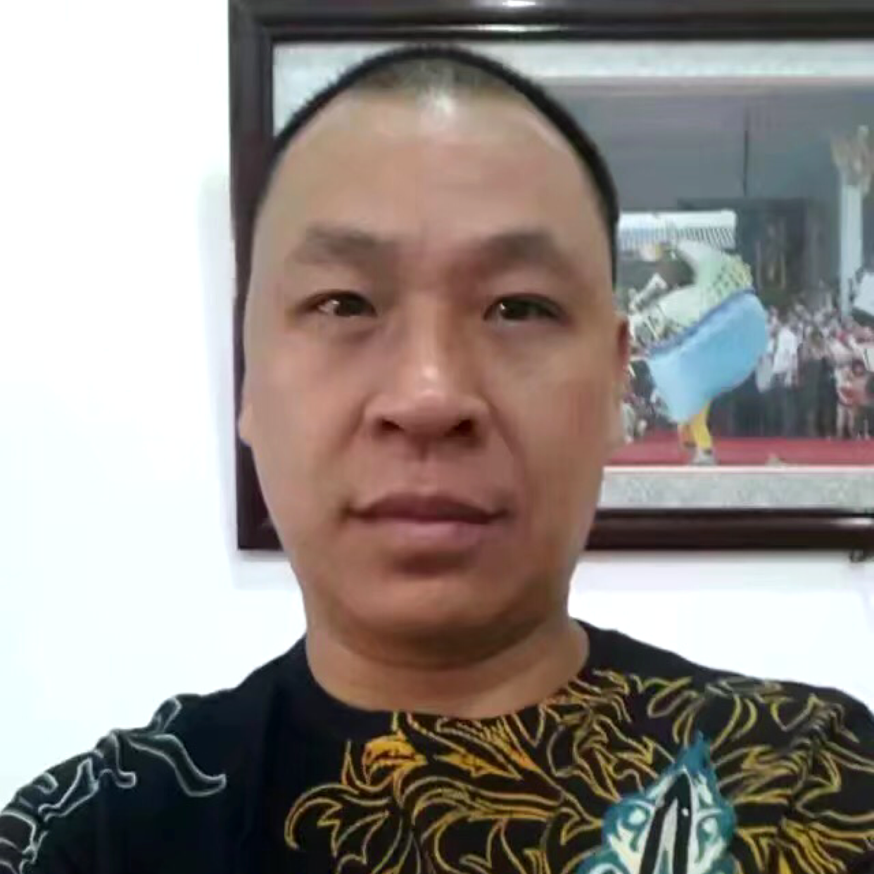 戒指慈祥的照片