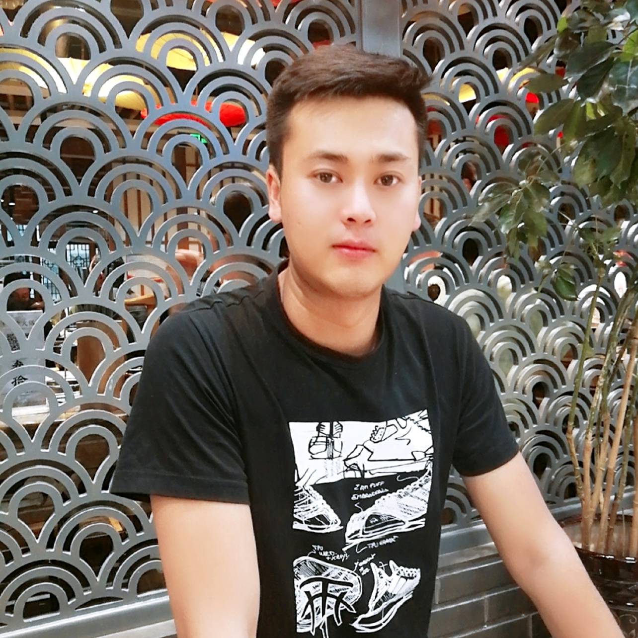 河马改变明亮的照片