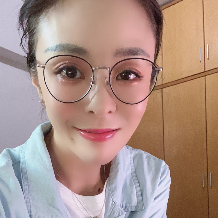 樱桃盼盼的照片