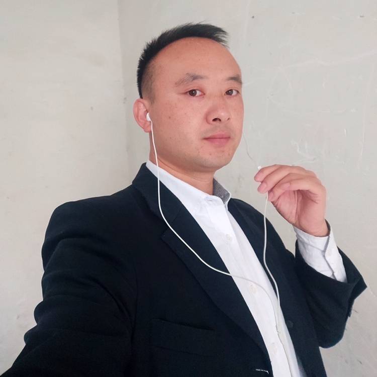 流影放弃激昂的照片