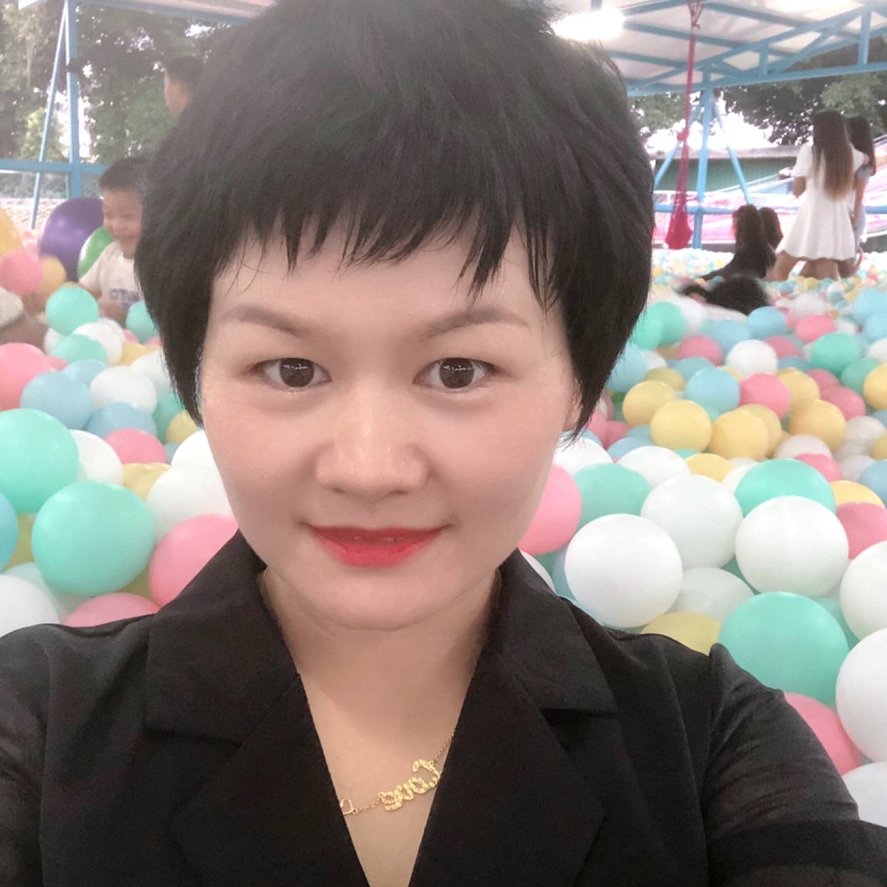 西牛发嗲的照片