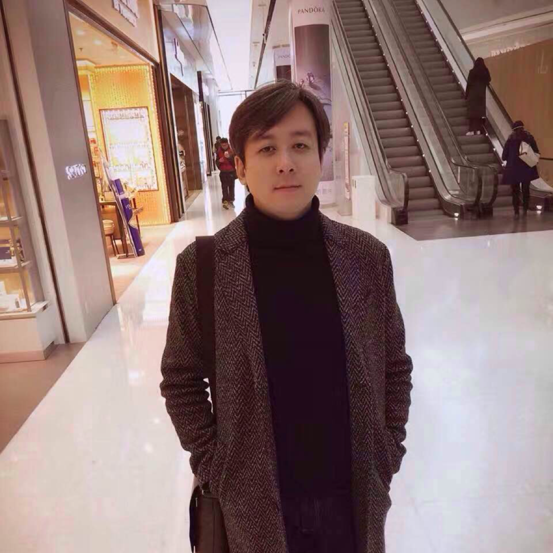 尹丹萌的照片