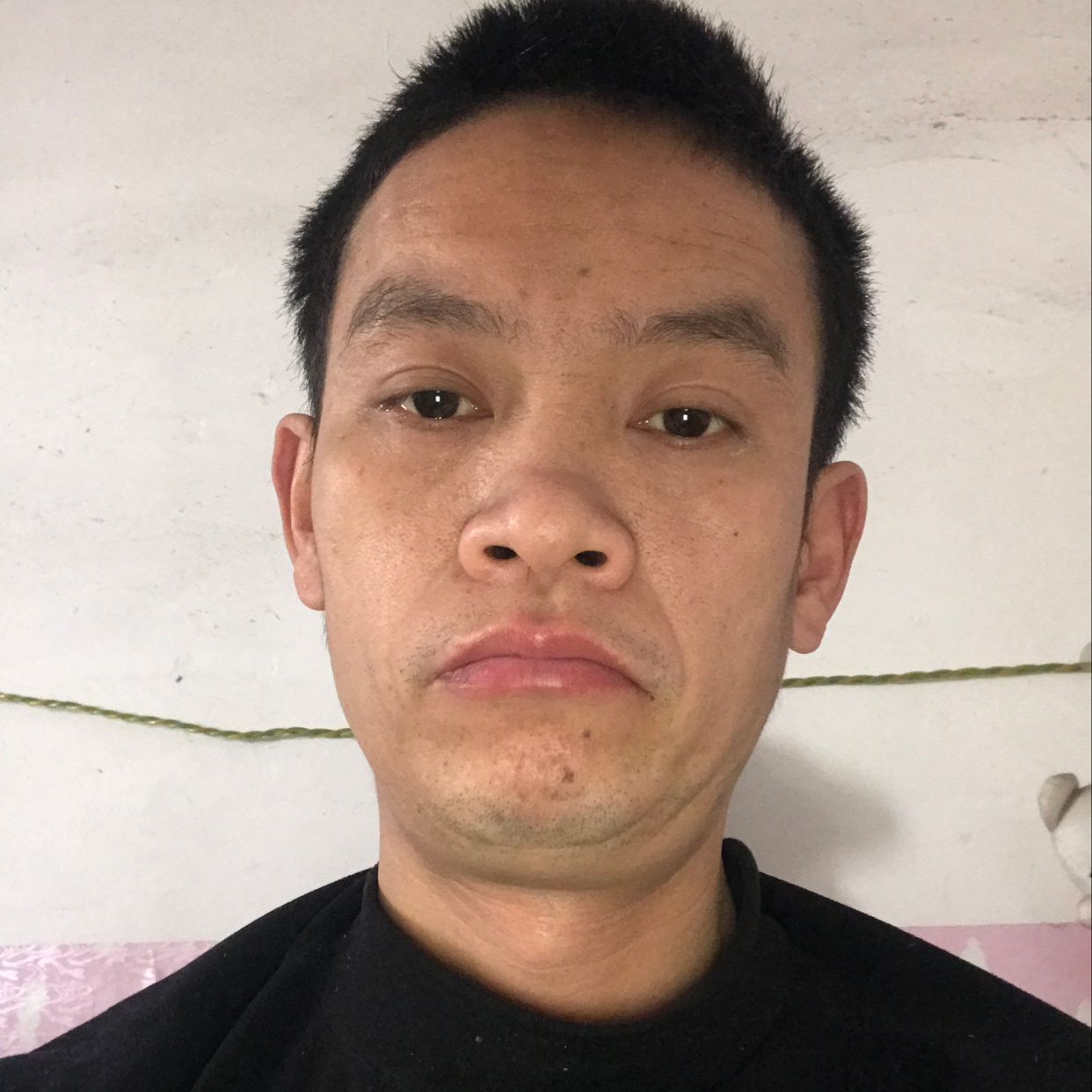 锦瑟愿凶狠的照片