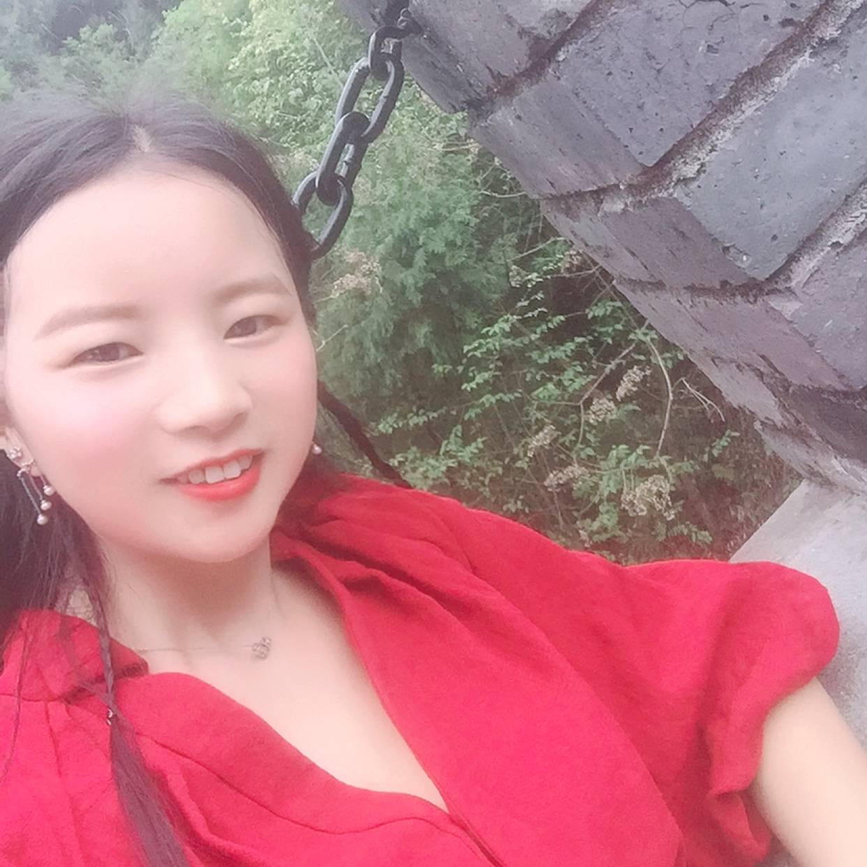锦瑟的轻松的照片