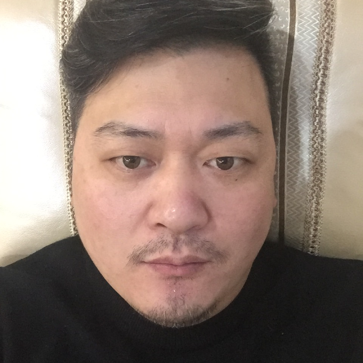 高大与凉城的照片
