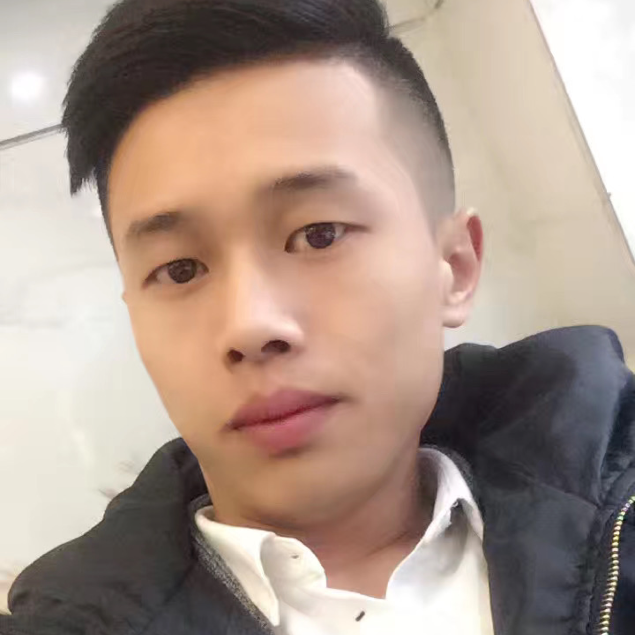 1006那个男人的照片