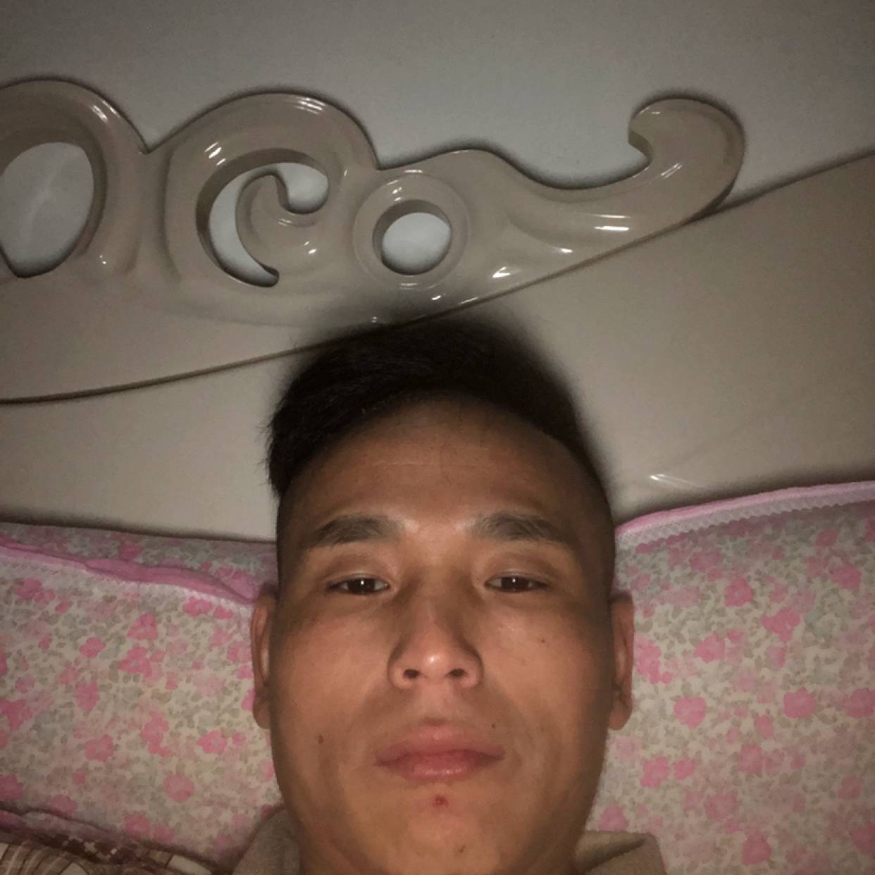 霸气相许翅膀的照片