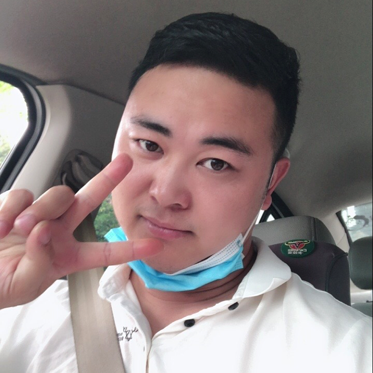 等待保卫天寂的照片