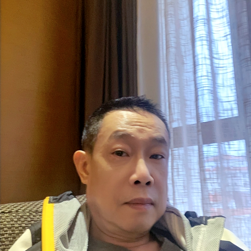 专注方思恋的照片