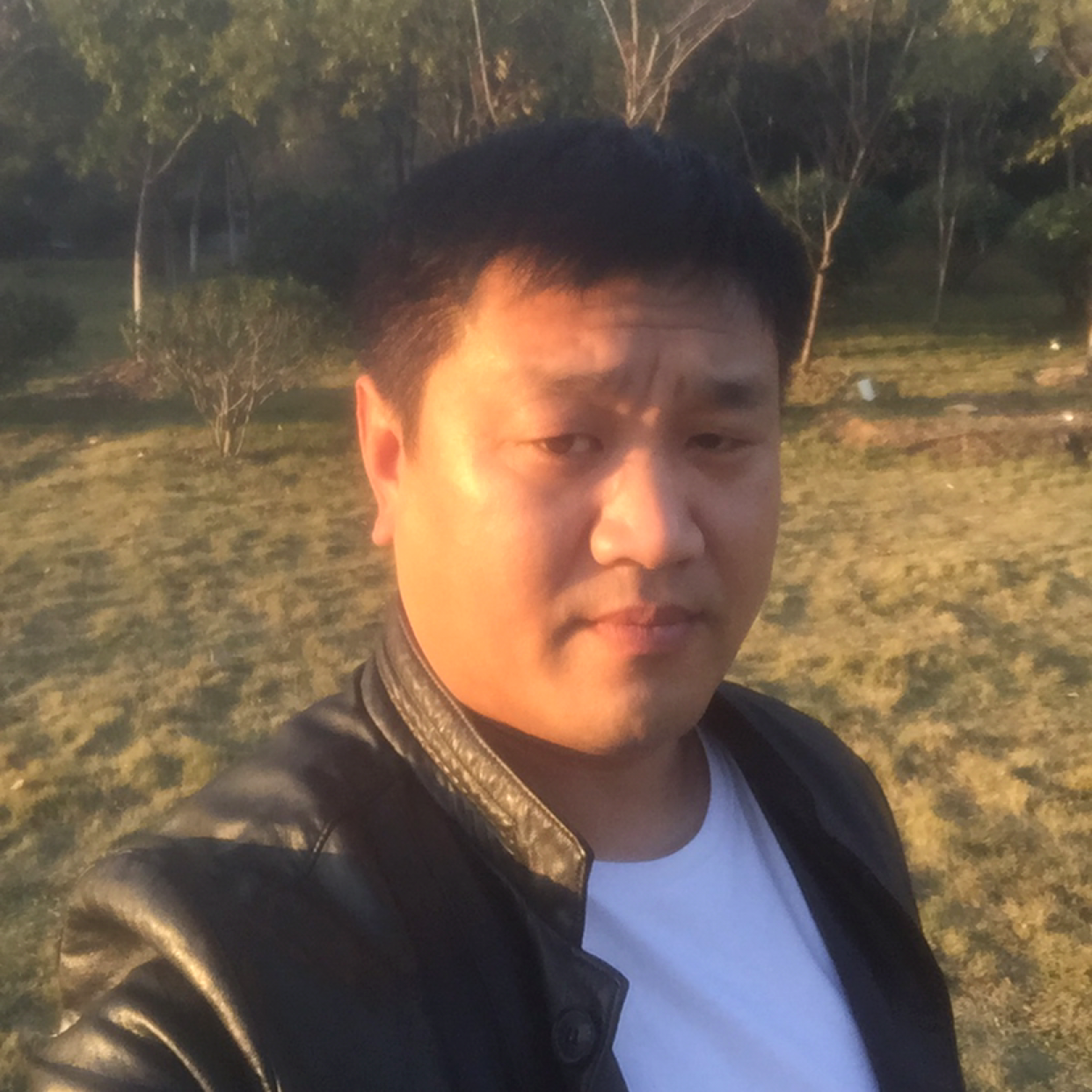 旭东阳的照片