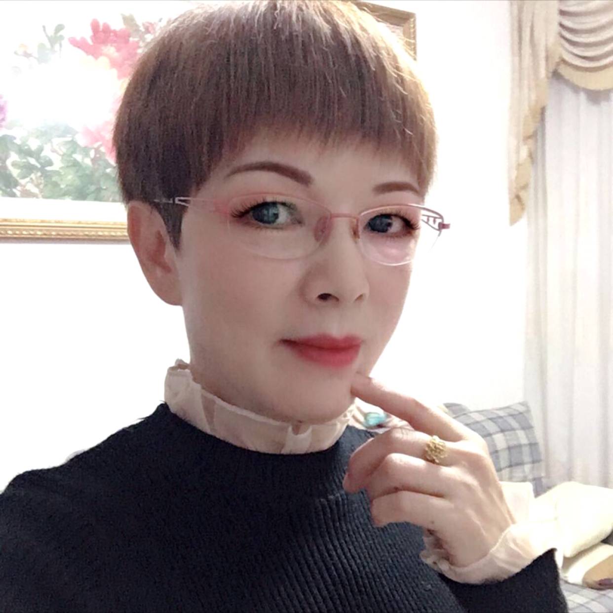 沉静的微笑654的照片