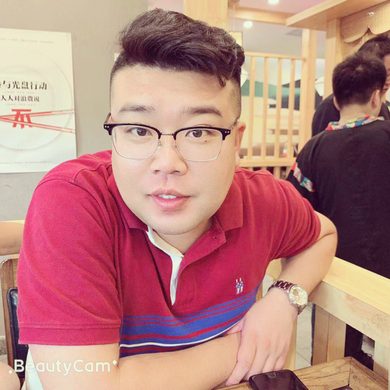 青岛十二少的照片