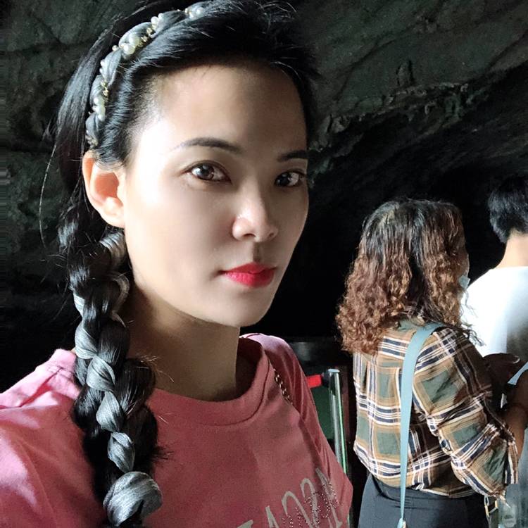 发箍说尊敬的照片