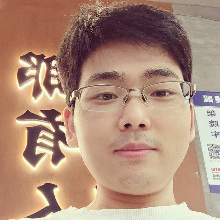 阳寅的照片