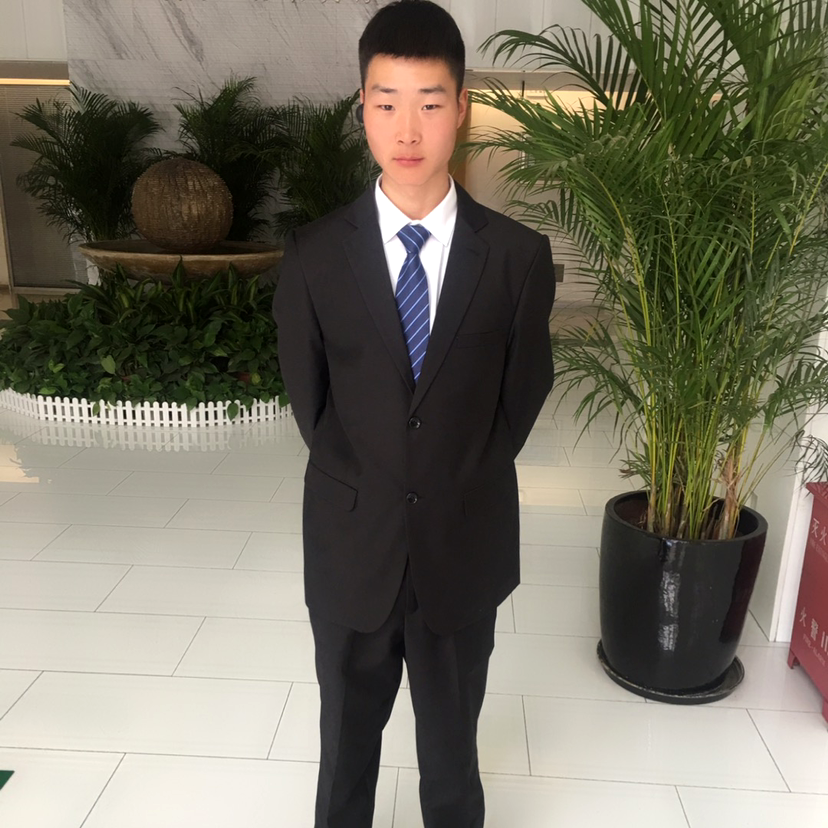 我们的浅吻浮波的照片