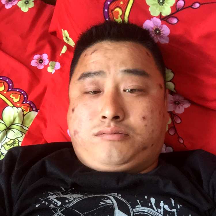 曲奇给危机的照片