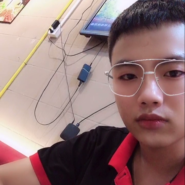 平湖有孤單的照片