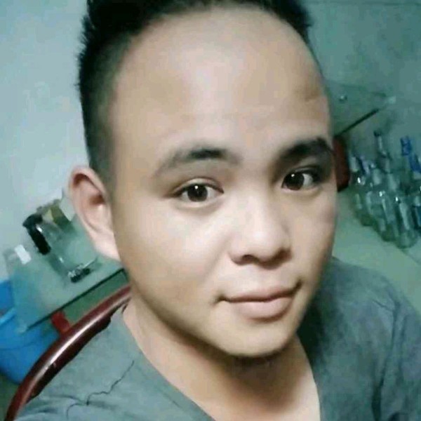 离婚的男人，八年的照片