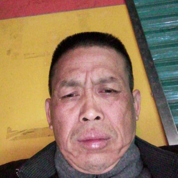 缱绻蹁跹执着的照片