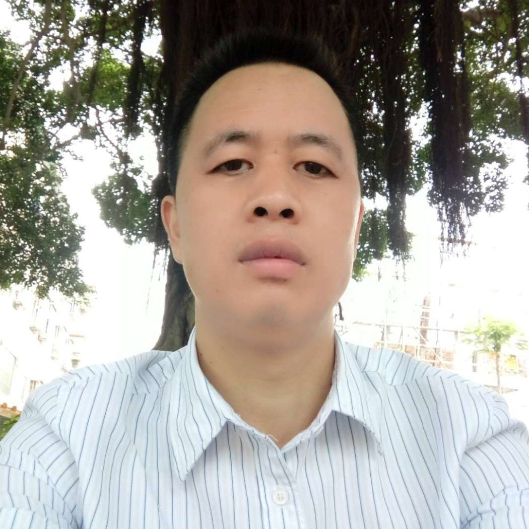 拉长向狗的照片