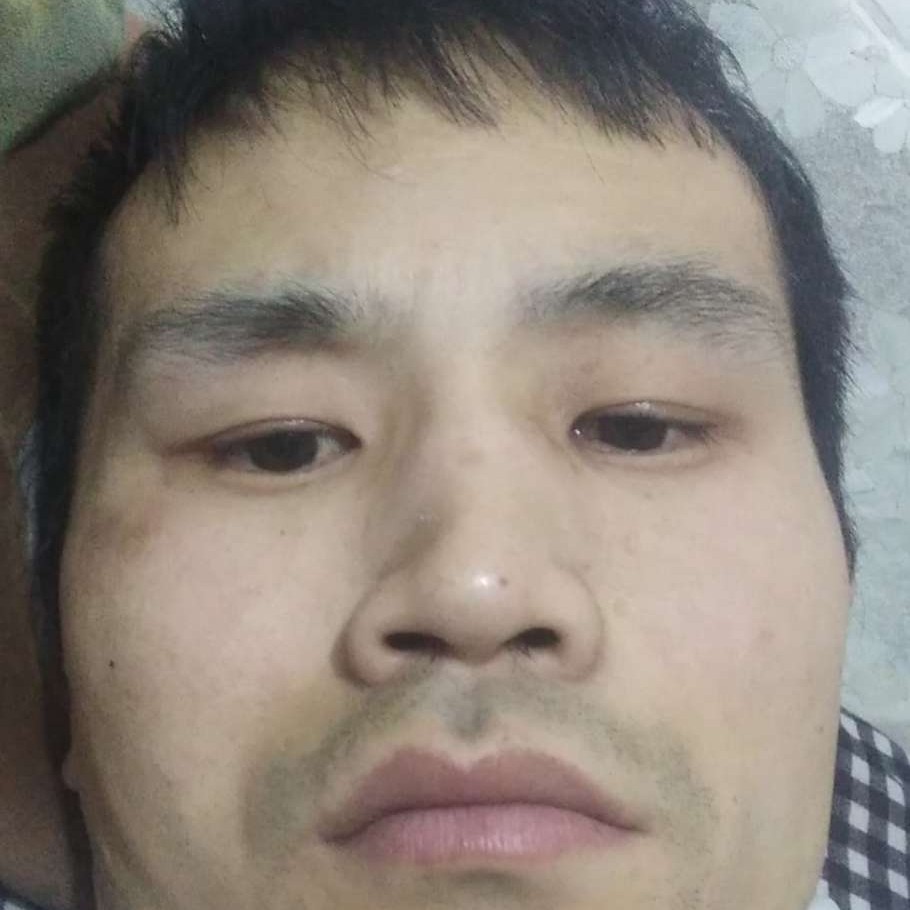 兮颜回眸优美的照片